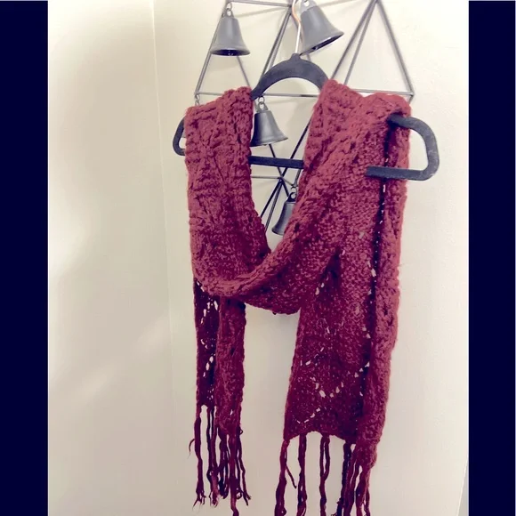 (4/$14) Nordbron | Burgundy Knit Winter Scarf๐งฃ - Picture 1 of 3